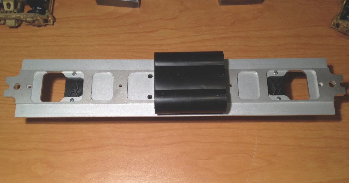 Red Caboose gp9 frame