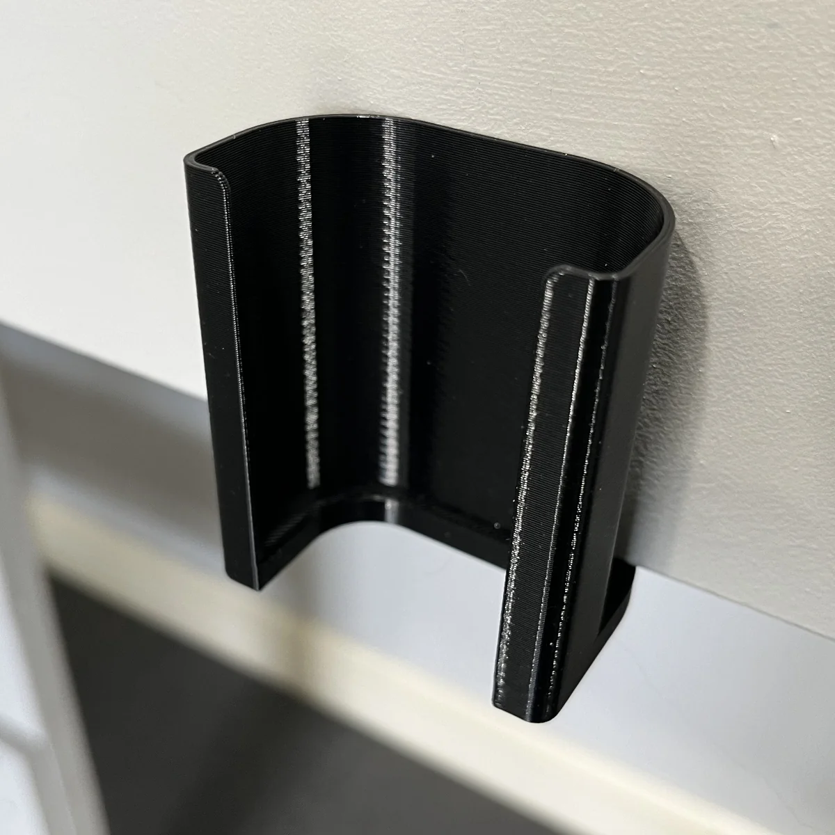 TCS throttle holder edge mounting style installed on layout