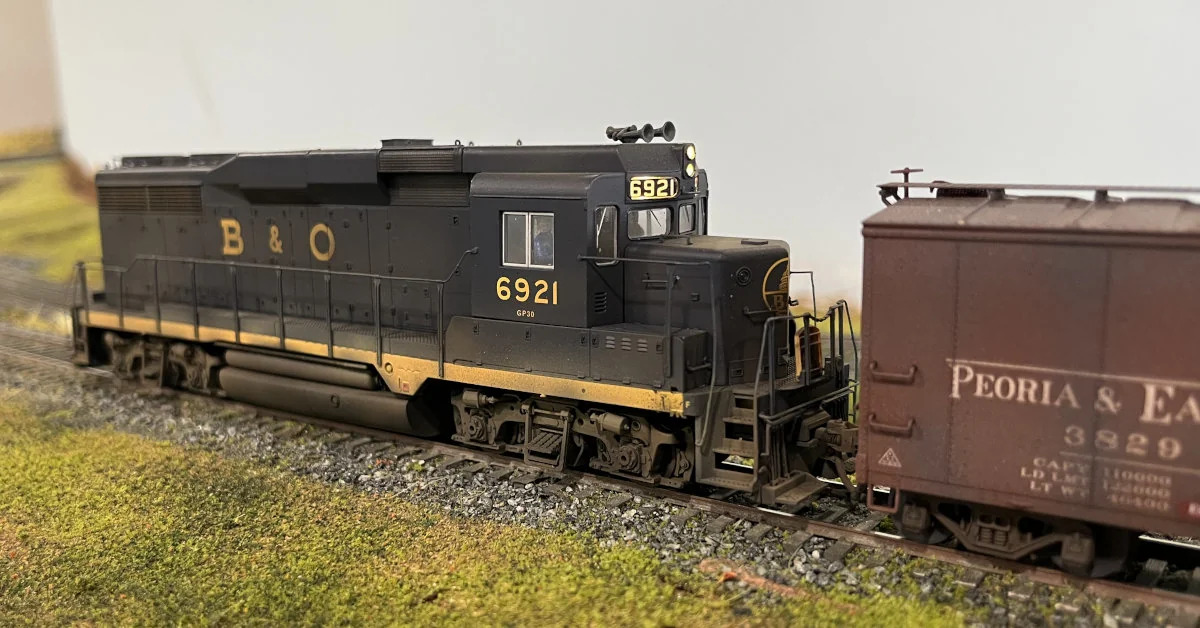 Proto 2000 GP30 Converted to Kato Drive